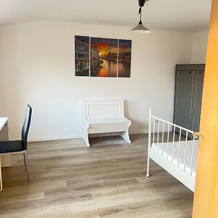 Gaeste Zimmer *